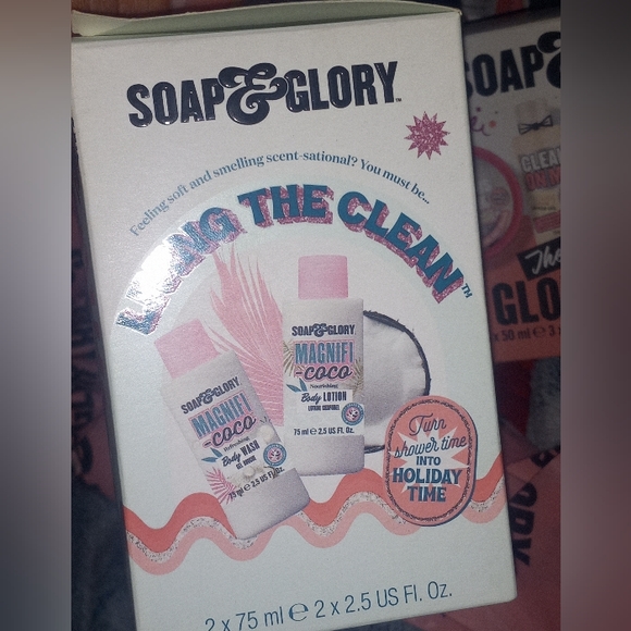 Soap & Glory Magnifi Coco "Living the Clean" Gift Set NIB - Picture 5 of 6